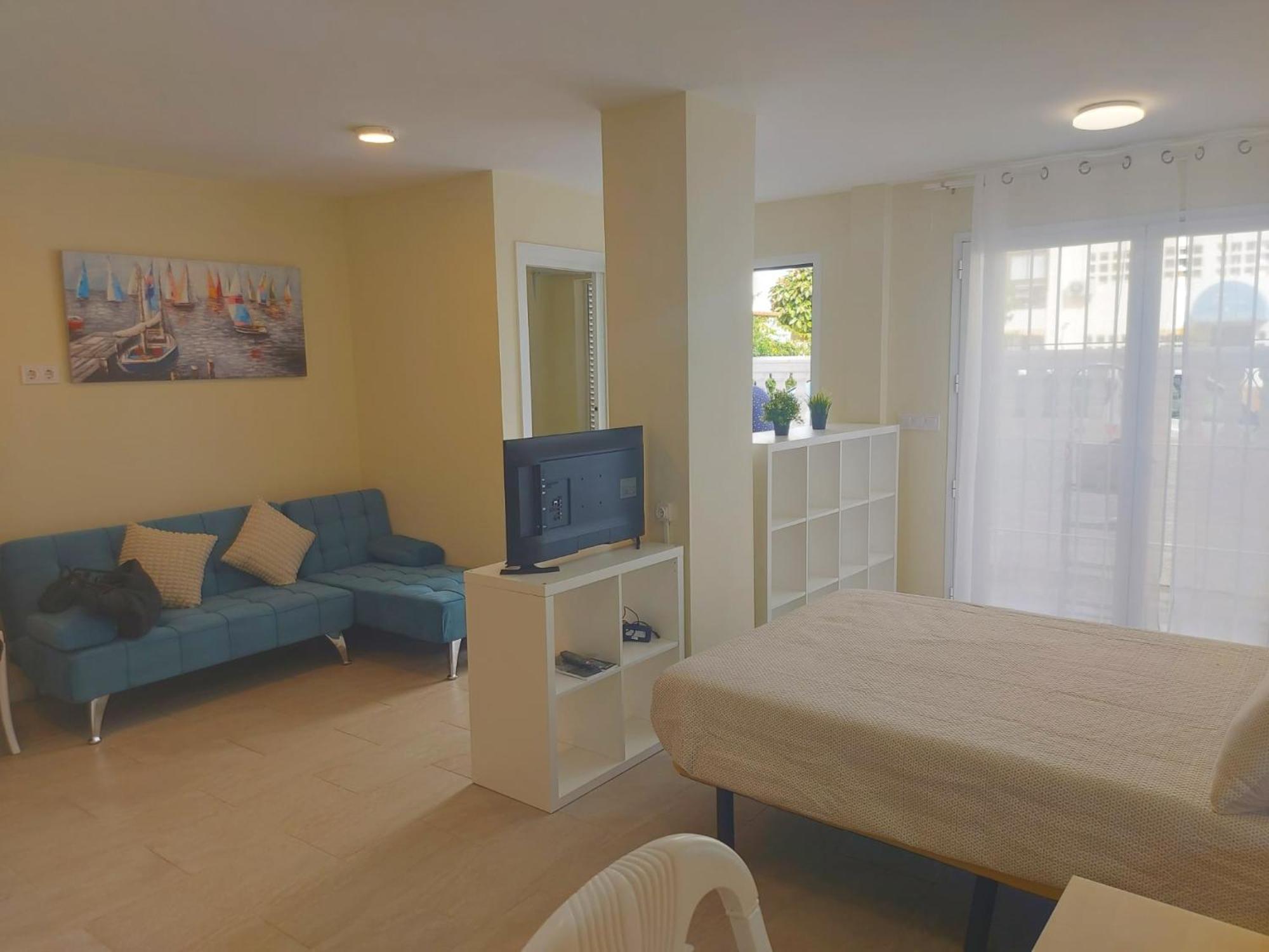 Estudio Luminoso En Puerto Marina بينالماذينا المظهر الخارجي الصورة