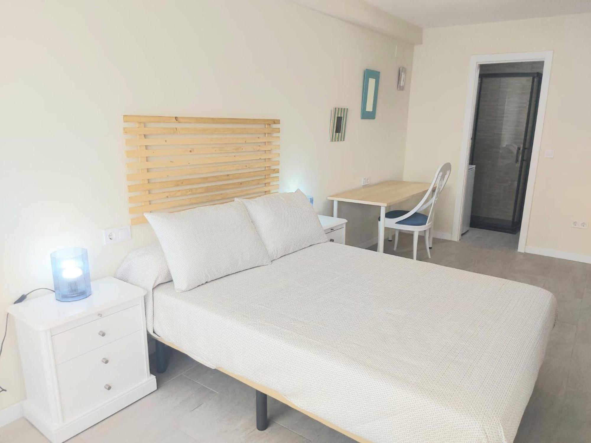 Estudio Luminoso En Puerto Marina بينالماذينا المظهر الخارجي الصورة