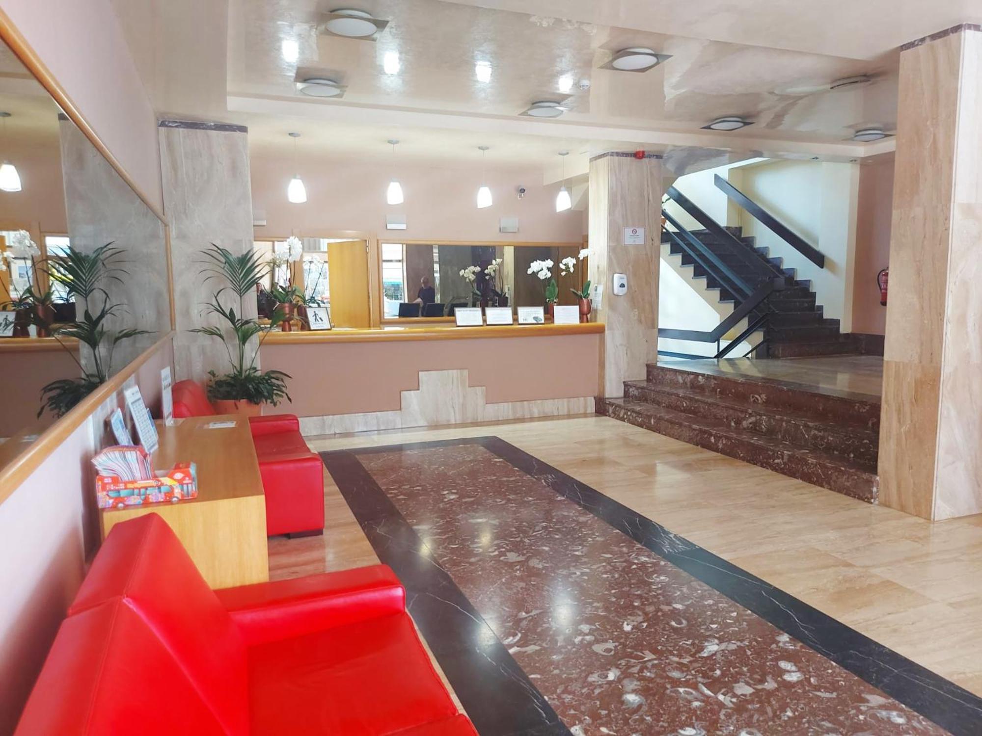 Estudio Luminoso En Puerto Marina بينالماذينا المظهر الخارجي الصورة